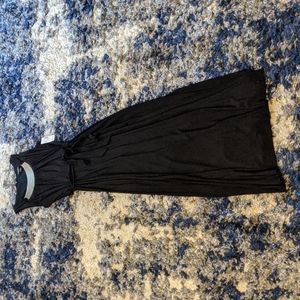 Chic & Modern Black Dress